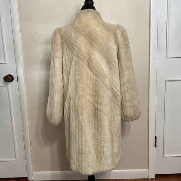 Intrigue Vintage Faux Fur Coat Ivory/Champagne Size 13-14 - Picture 2 of 12